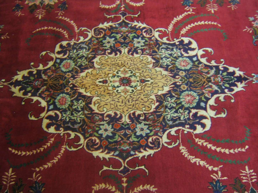 10' 6" x 15' 1" Persian Tabriz Rug image 3
