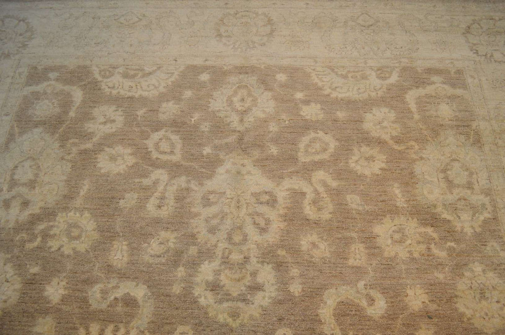 8' 1" x 9' 7" Pakistan Peshawar Rug image 5