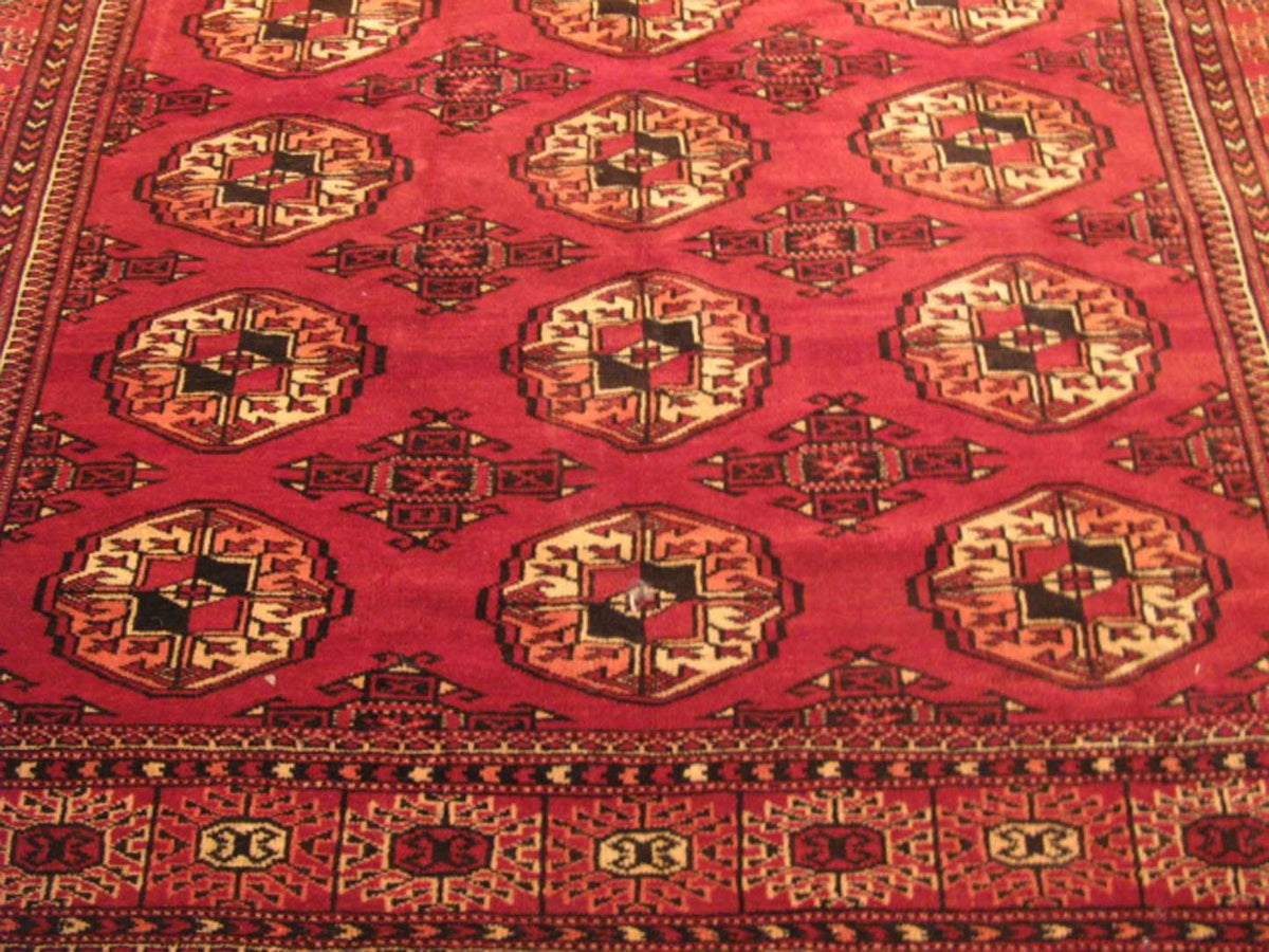 5' 1" x 7' 3" Persian Turkmen Rug image 2