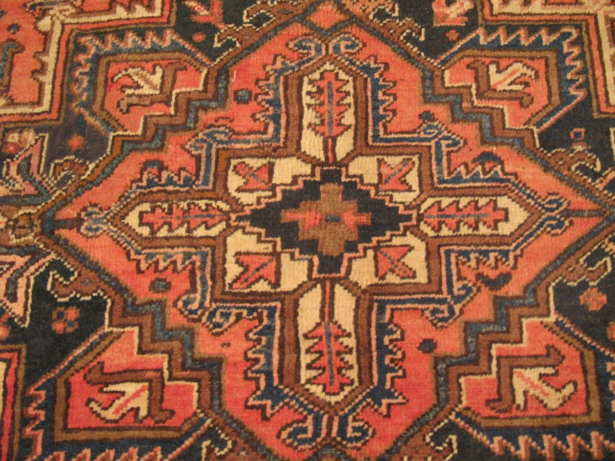 8' 1" x 10' 2" Persian Heriz Rug image 9