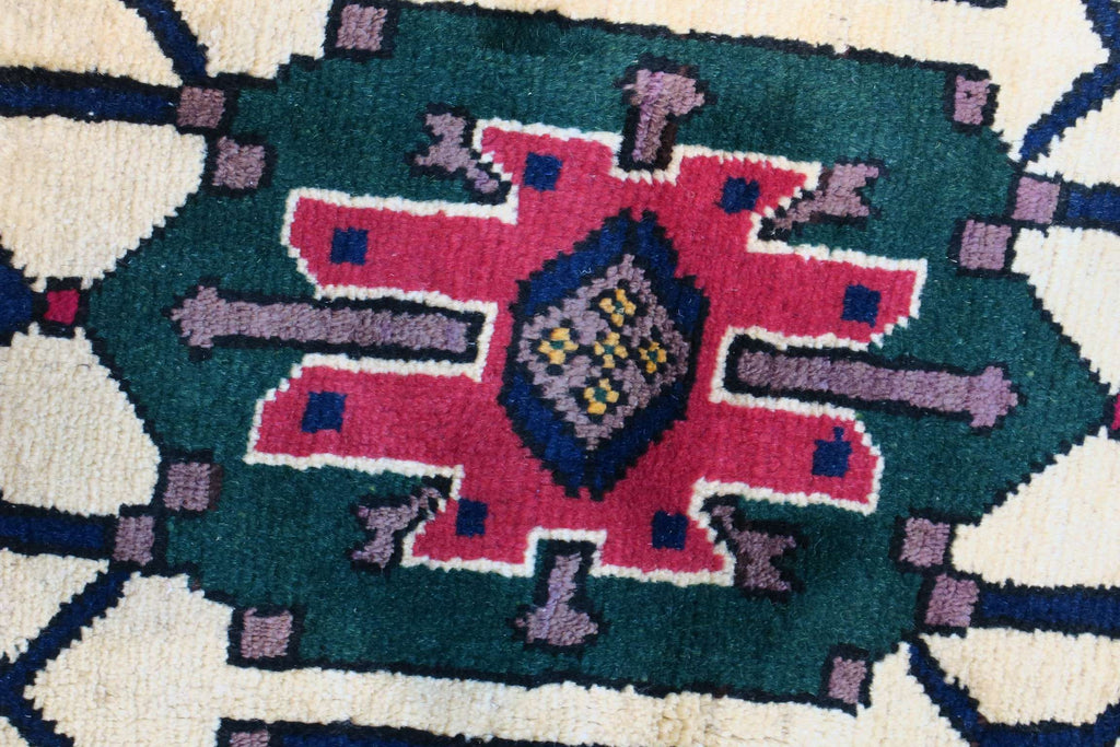 3' 9" x 5' 7" Vintage Sirjan Rug image 4