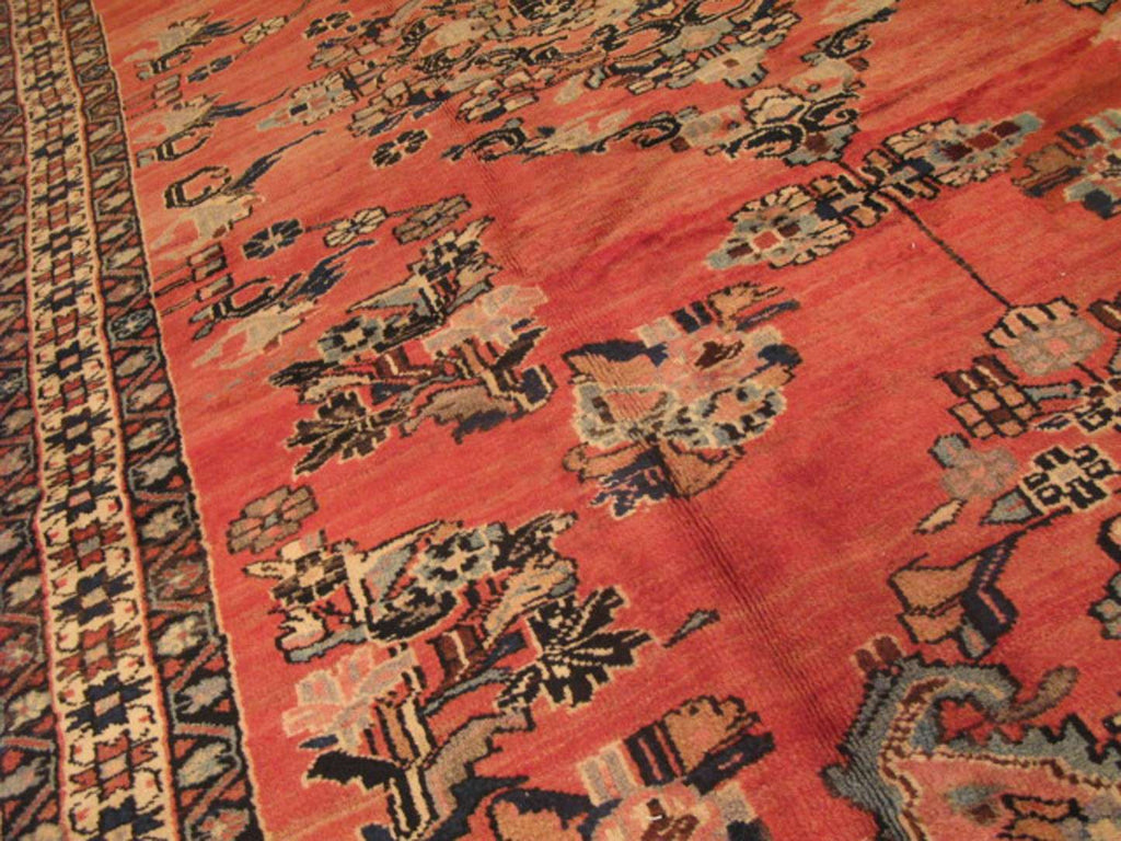 5' 6" x 9' 9" Vintage Lilihan Rug image 4