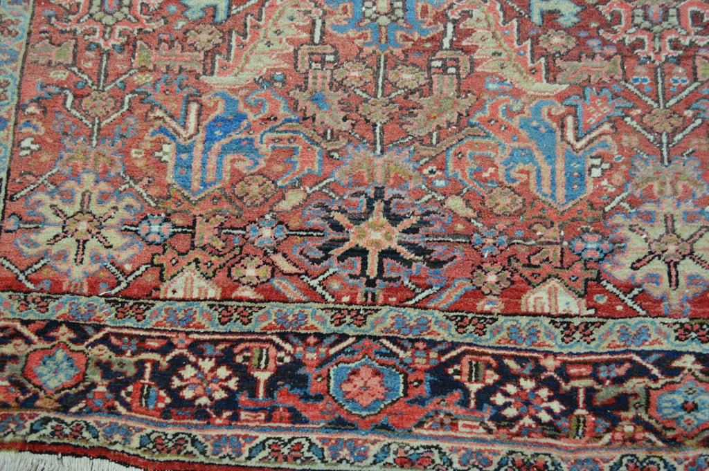 7' 3" x 10' 3" Persian Heriz Rug image 9