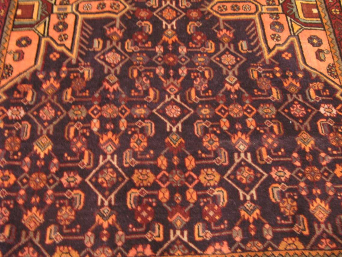 4' 6" x 10' 8" Persian Bijar Runner image 2