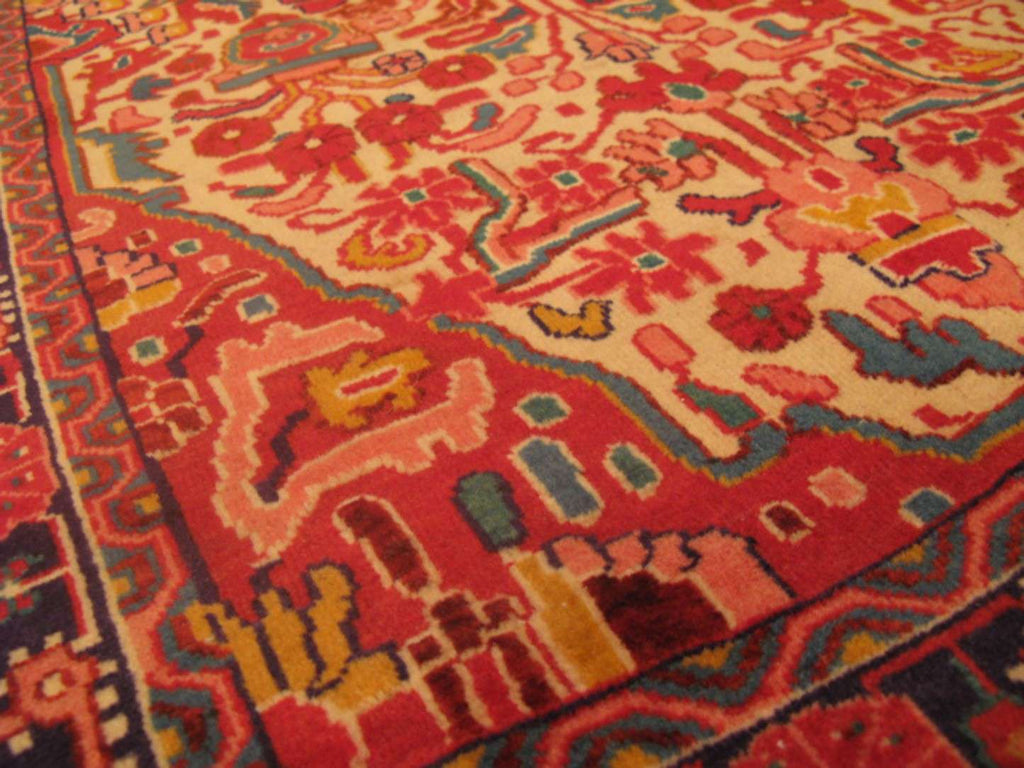 2' 4" x 3' 3" Persian Farahan Rug image 9