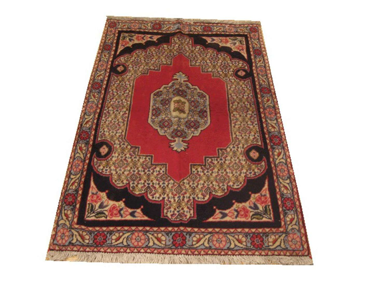 2' 5" x 3' 8" Persian Bijar Rug image 0