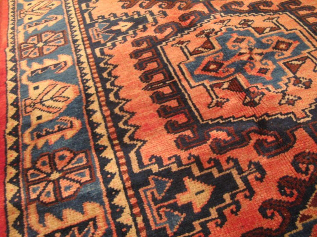 3' 4" x 5' 0" Persian Vis Rug image 2