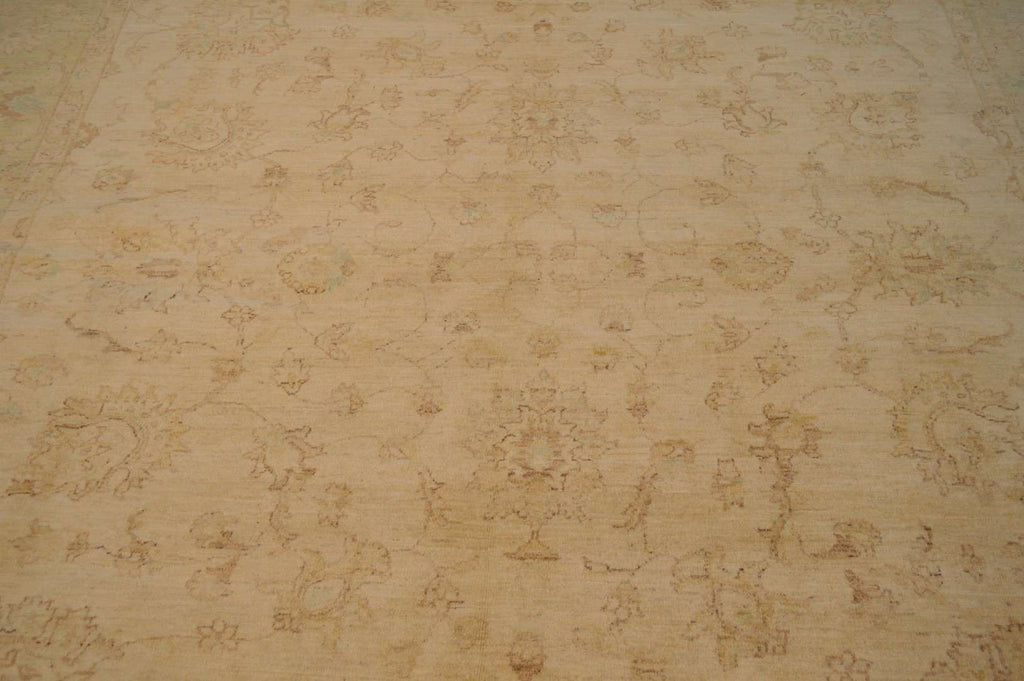 8' 9" x 11' 5" Pakistan Peshawar Rug image 2