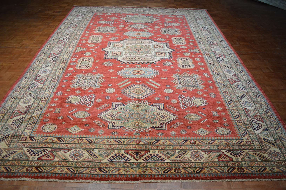 9' 0" x 12' 9" Pakistan Kazak Rug image 11