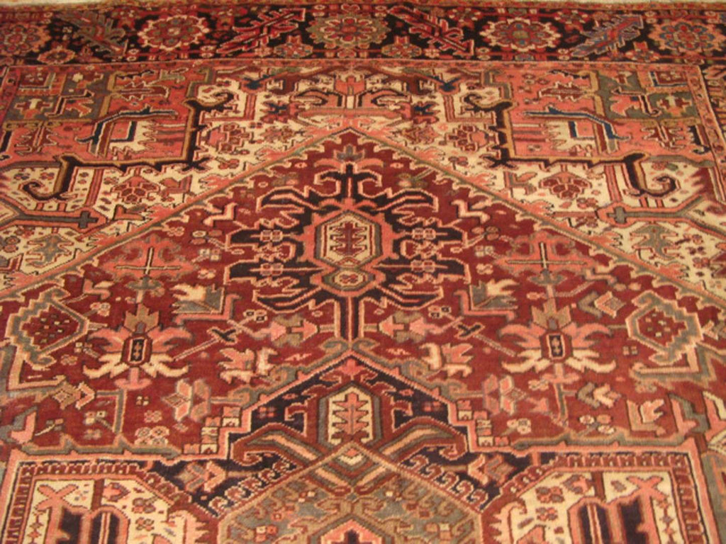 8' 0" x 11' 3" Persian Heriz Rug image 6