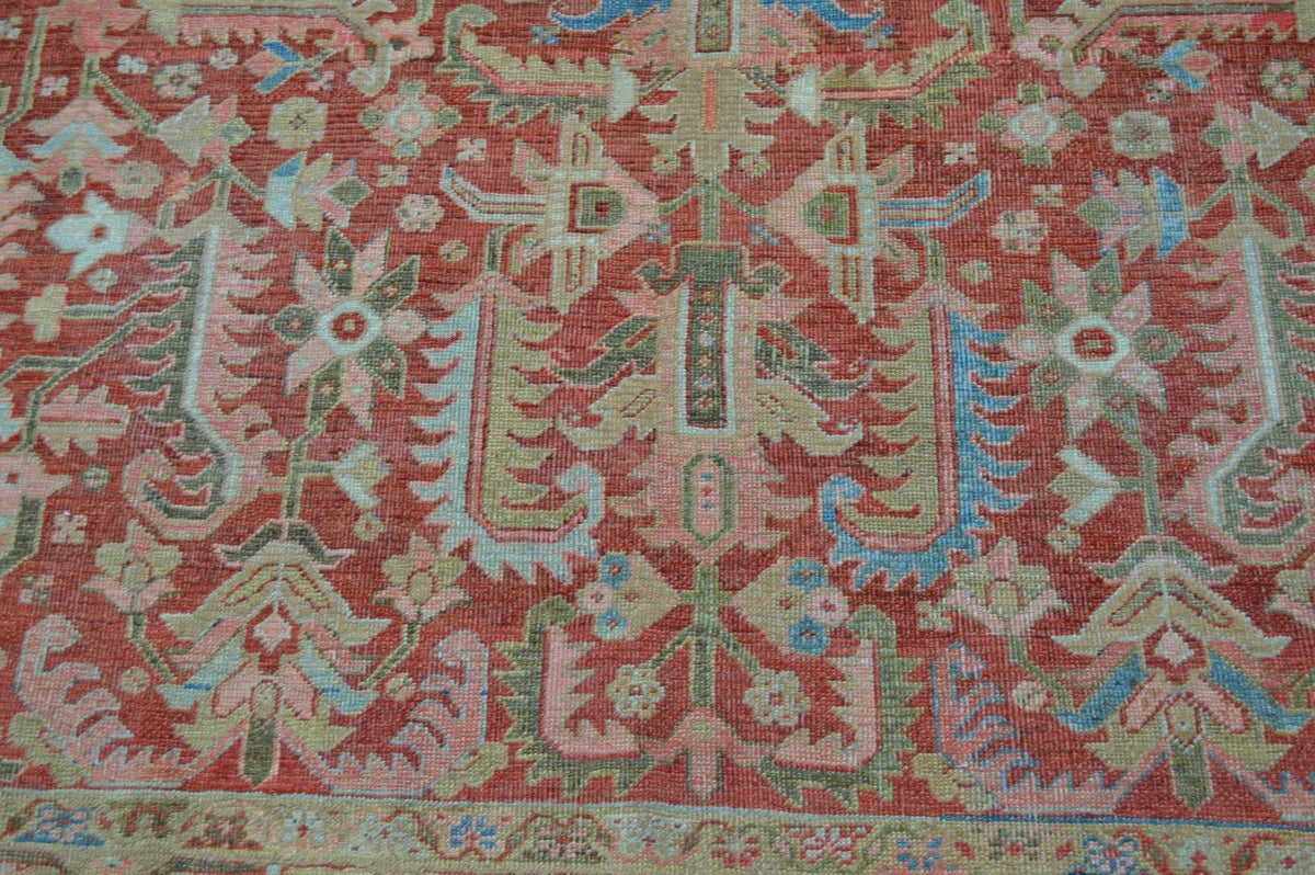7' 7" x 11' 0" Persian Serapi Rug image 7
