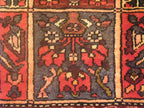 5' 4" x 9' 1" Persian Bakhtiari Rug image 4