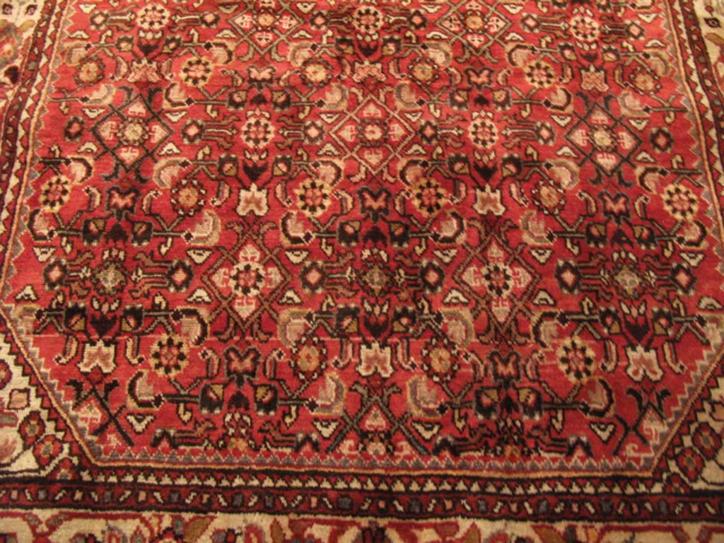 5' 3" x 10' 9" Persian Hosseinabad Rug image 4