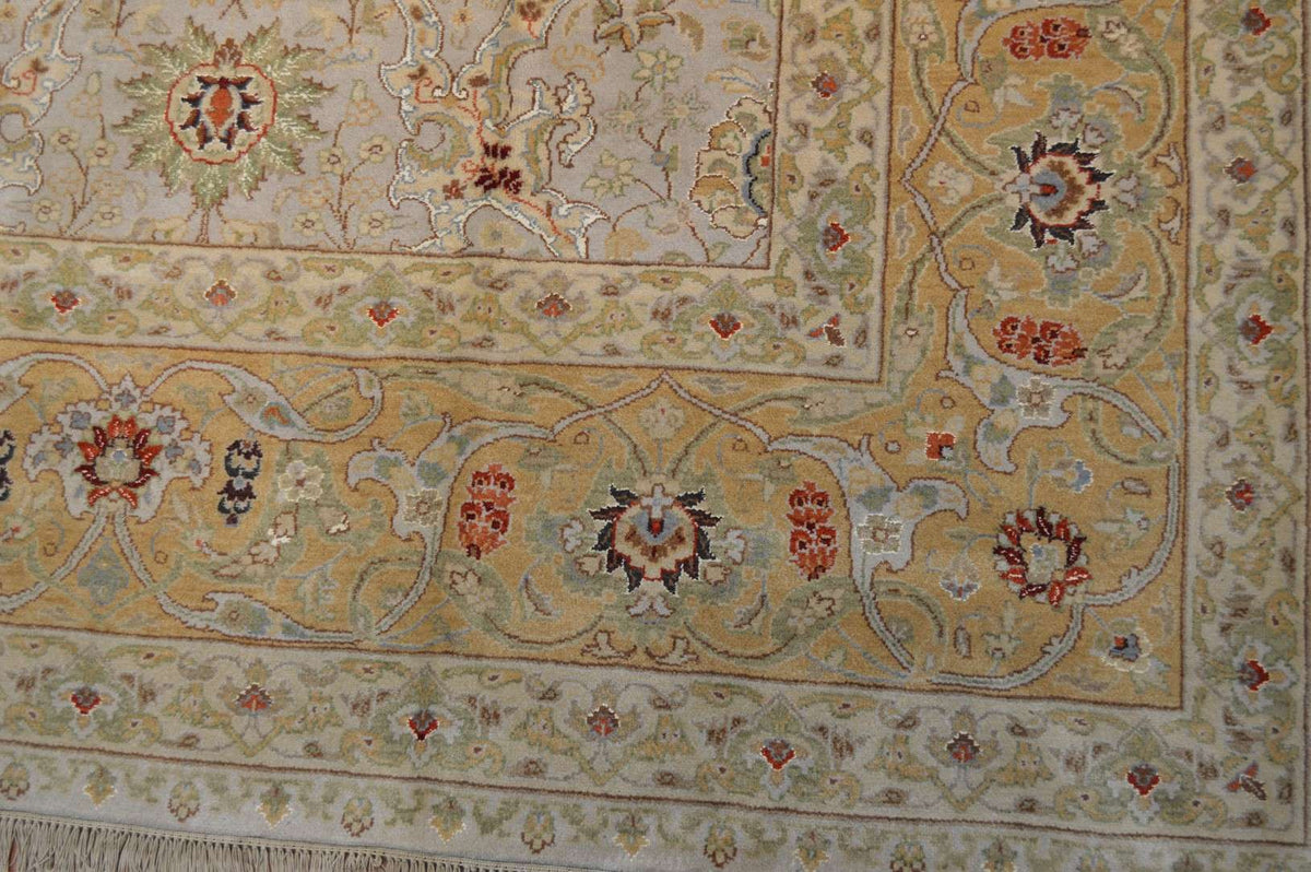 9' 0" x 11' 9" India Agra Rug image 9