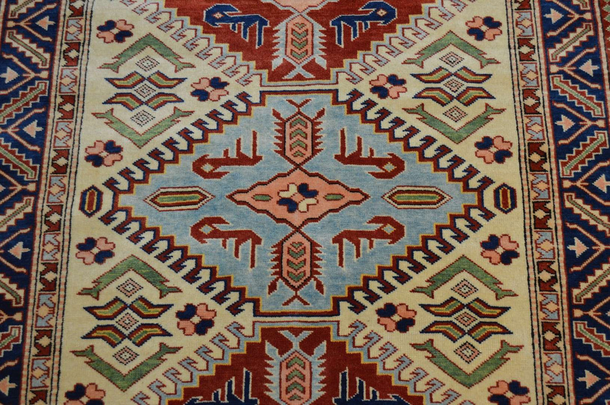 4' 1" x 5' 3" Pakistan Shirvan Rug image 5