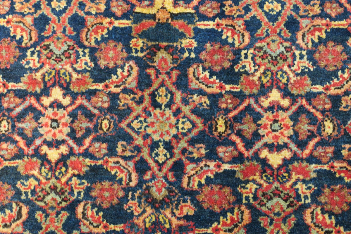 4' 10" x 6' 8" Persian Hamadan Rug image 4
