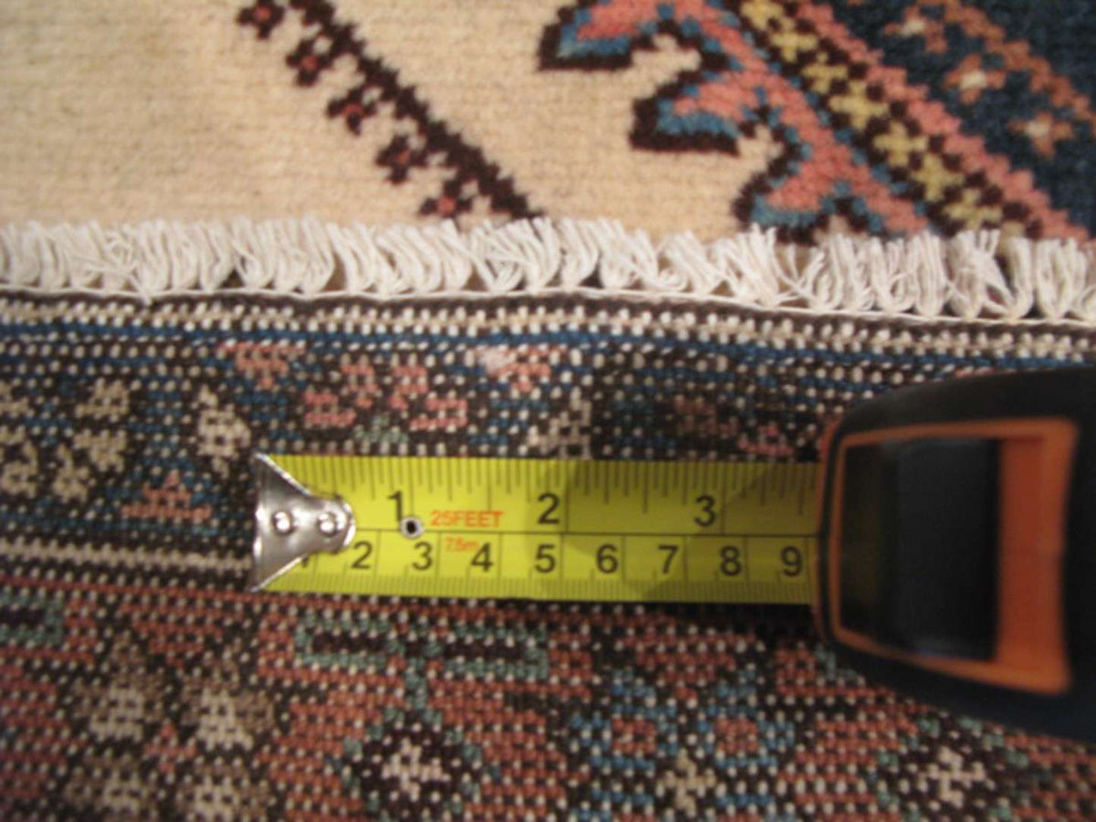 3' 6" x 4' 1" Persian Lori Rug image 12