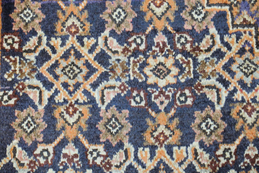 4' 3" x 6' 5" Persian Bijar Rug image 3