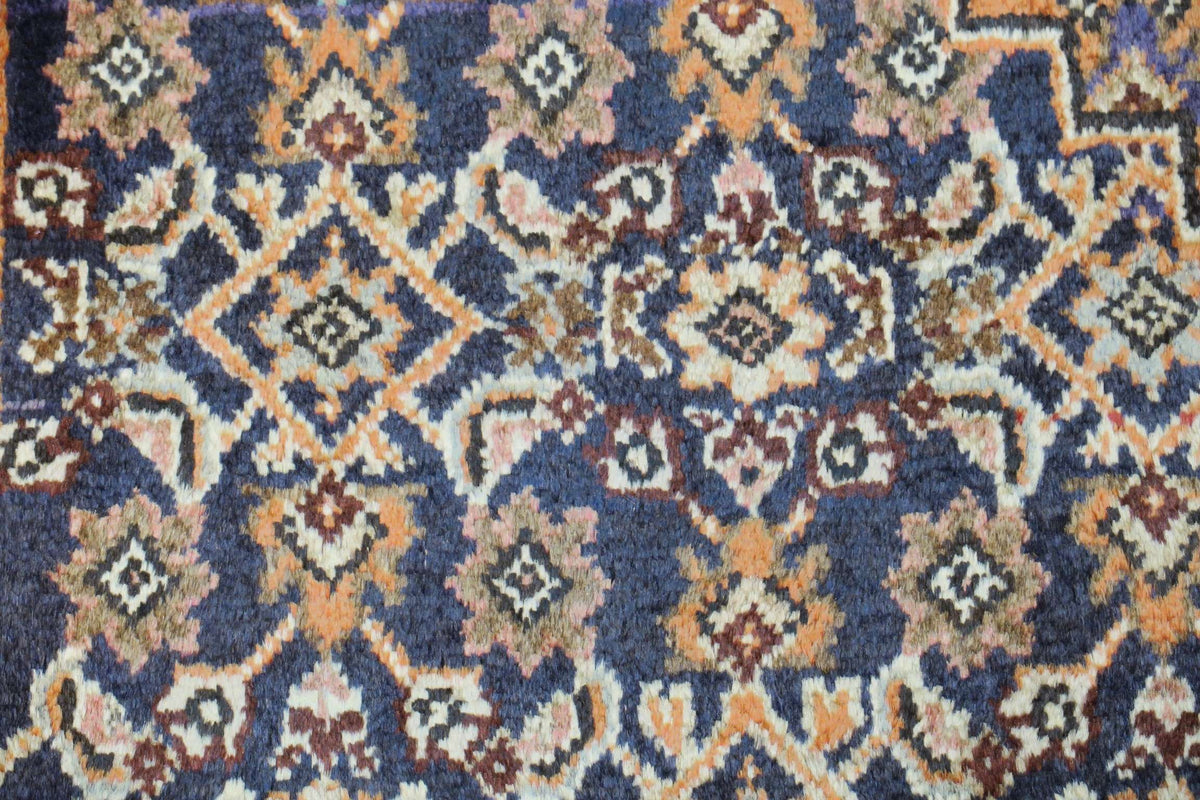 4' 3" x 6' 5" Persian Bijar Rug image 3