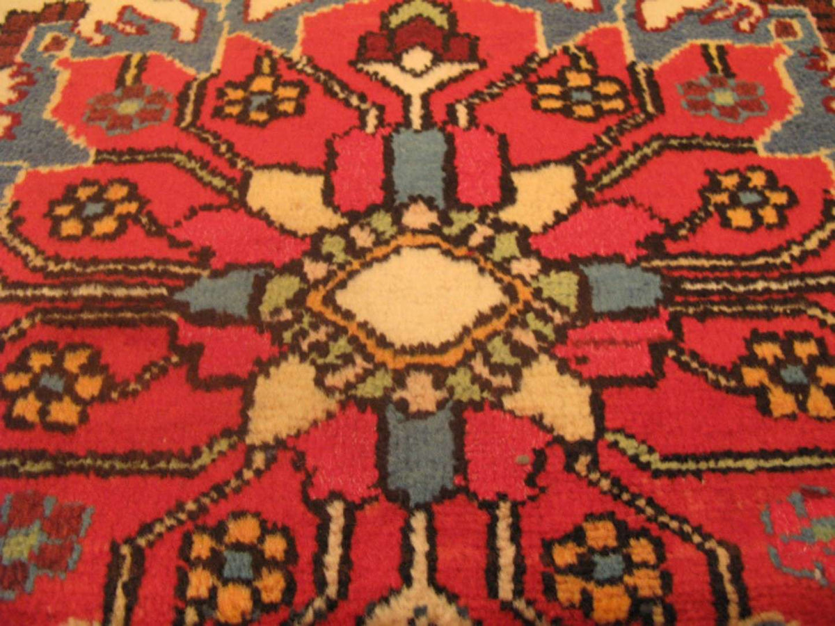 3' 1" x 4' 4" Persian Tafresh Rug image 5
