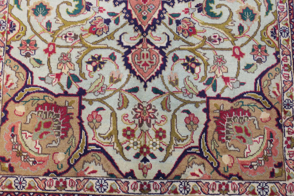 3' 2" x 4' 7" Persian Tabriz Rug image 2