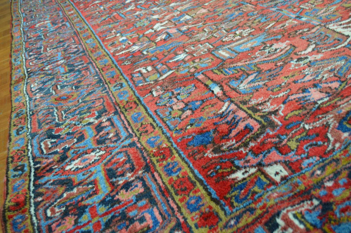 8' 4" x 11' 8" Persian Heriz Rug image 3