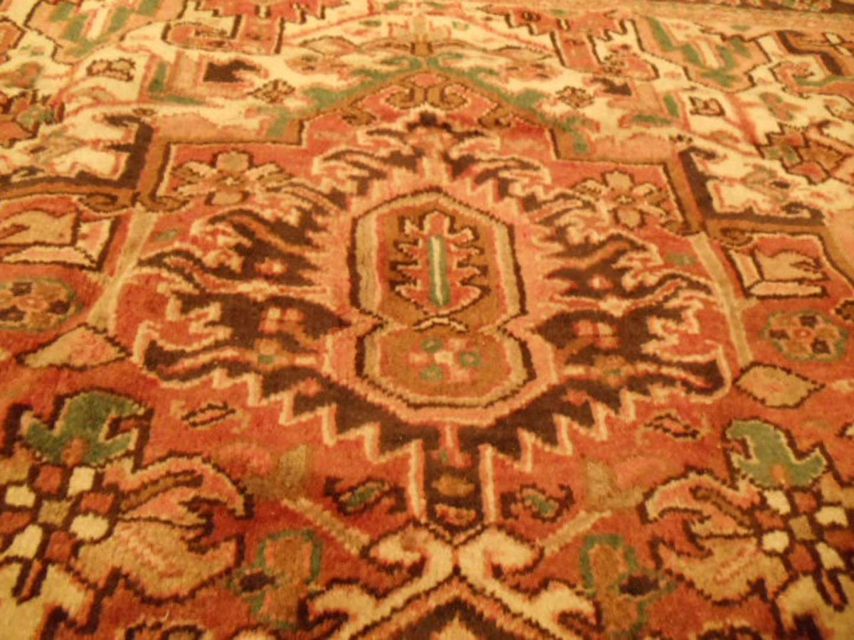7' 1" x 11' 0" Persian Heriz Rug image 10