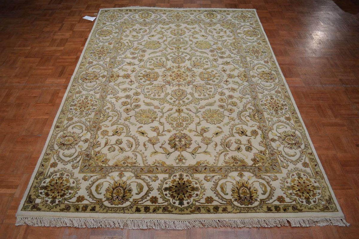 5' 5" x 8' 0" India Jaipur Rug image 4