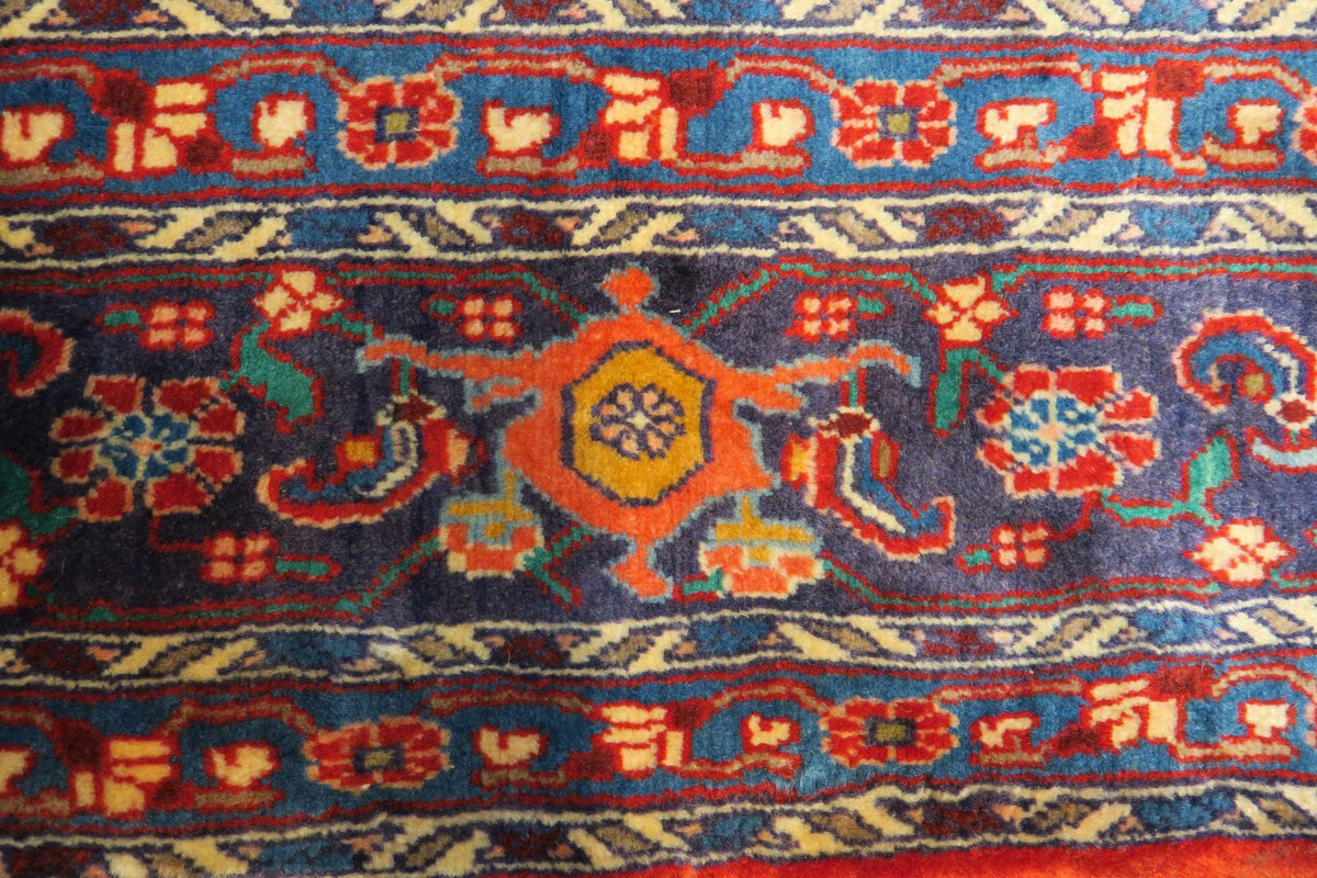7' 1" x 10' 8" Persian Bijar Rug image 8