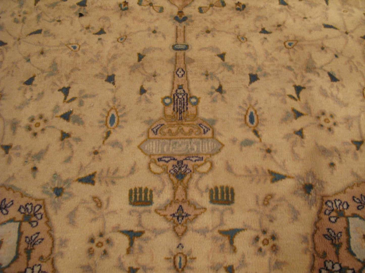 5' 0" x 8' 4" Persian Dabir Rug image 4