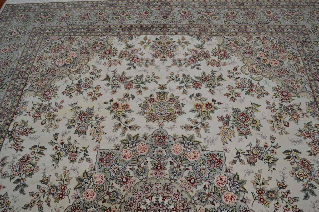 7' 8" x 10' 5" India Tabriz Rug image 7