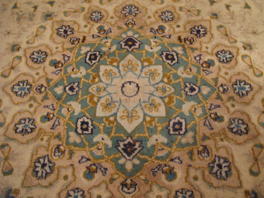 5' 0" x 8' 4" Persian Dabir Rug image 8