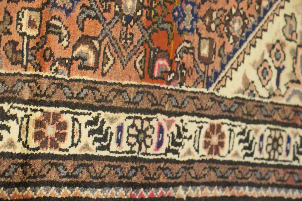 2'6'' x 9'9'' Persian Hamadan Runner image 5