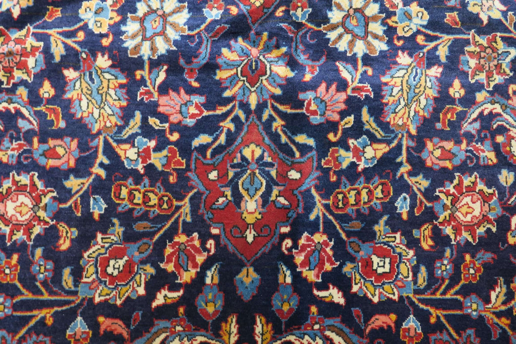 7' 5" x 11' 5" Persian Golpayegan Rug image 3