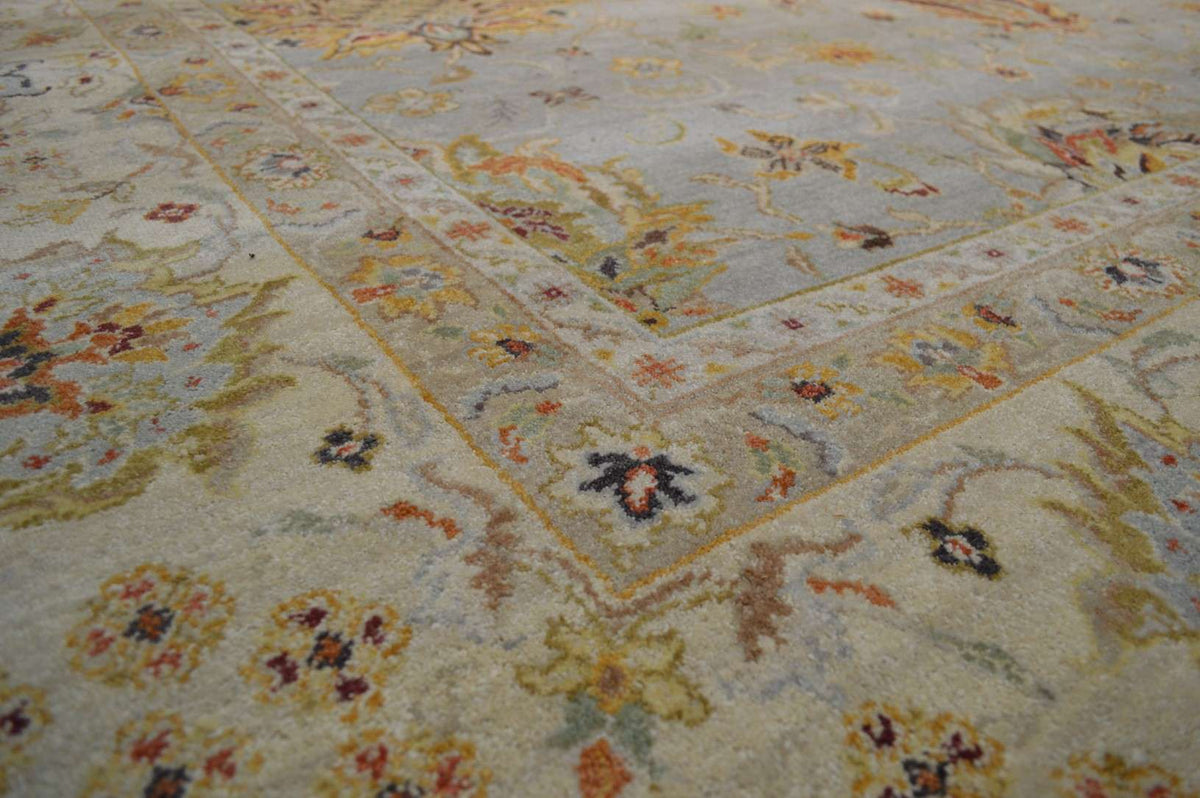 10' 1" x 14' 0" India Sultanabad Rug image 8