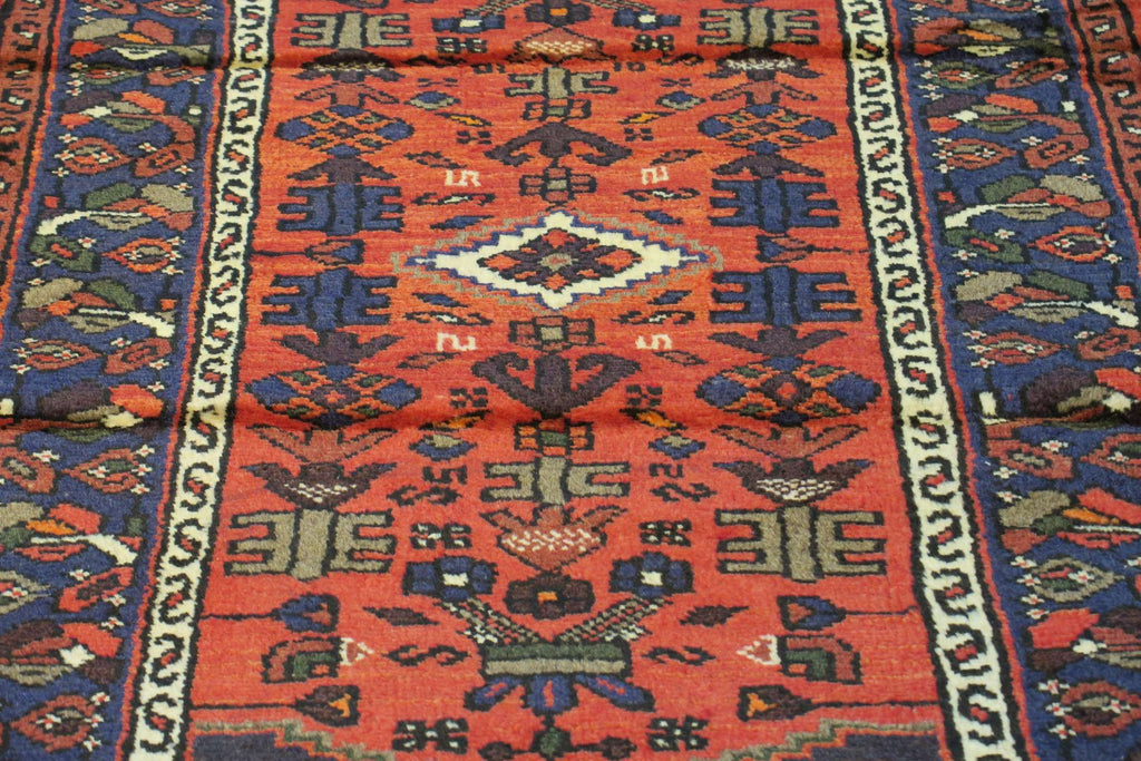 2' 5" x 4' 1" Persian Hamadan Rug image 5
