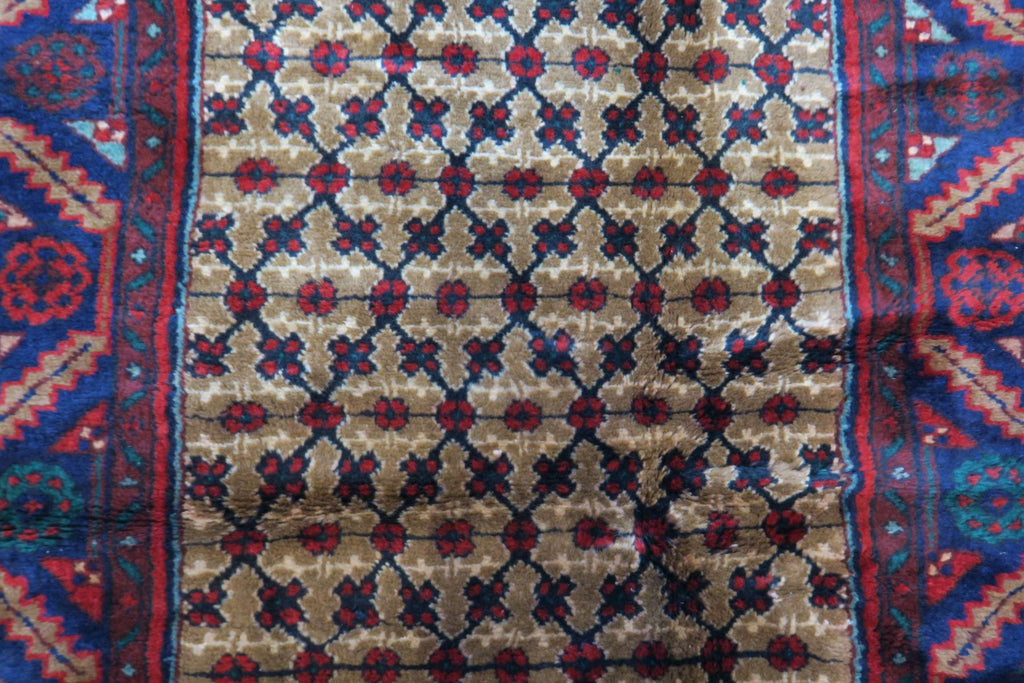 2' 8" x 12' 3" Persian Kolyaei Rug image 11