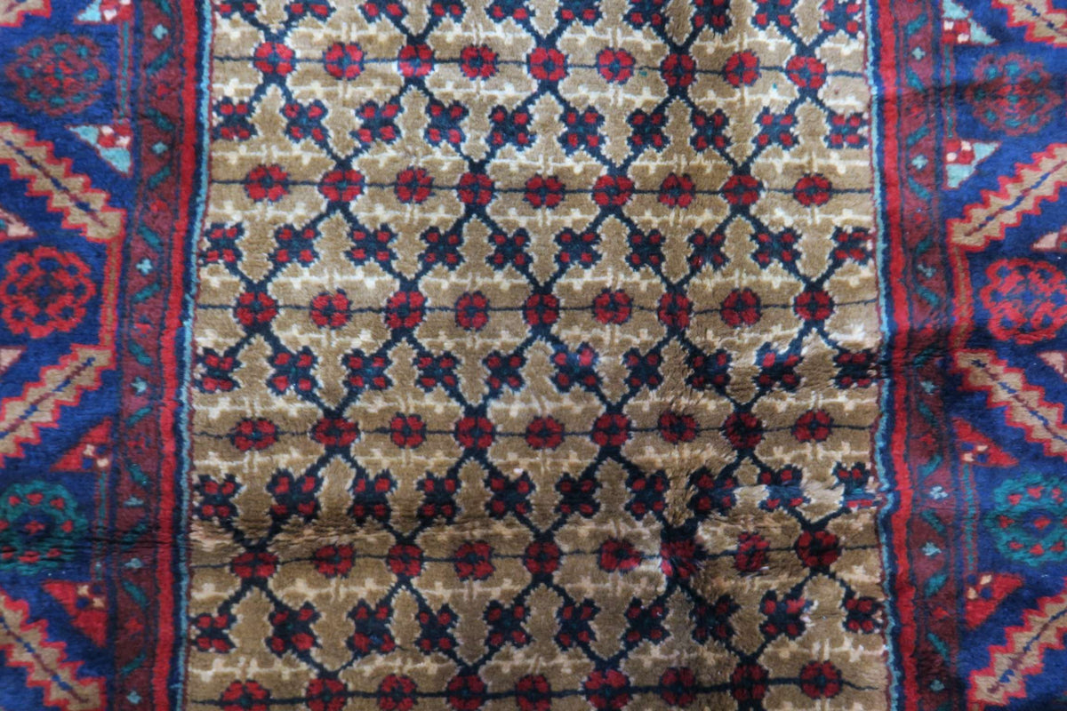 2' 8" x 12' 3" Persian Kolyaei Rug image 11