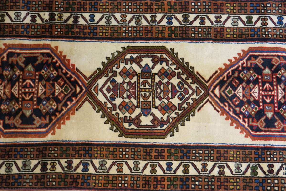 2' 6" x 9' 8" Persian Ardabil Runner image 8