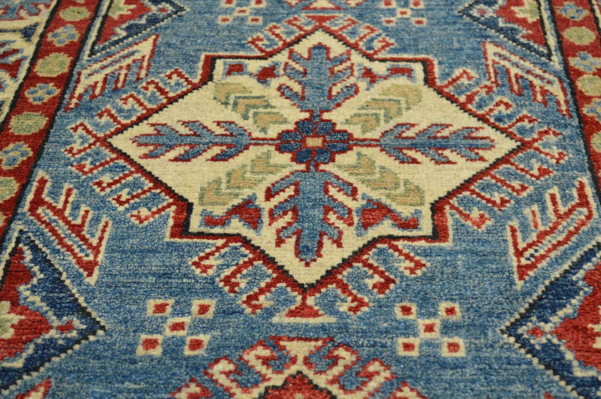 2' 7" x 9' 7" Pakistan Kazak Runner image 7