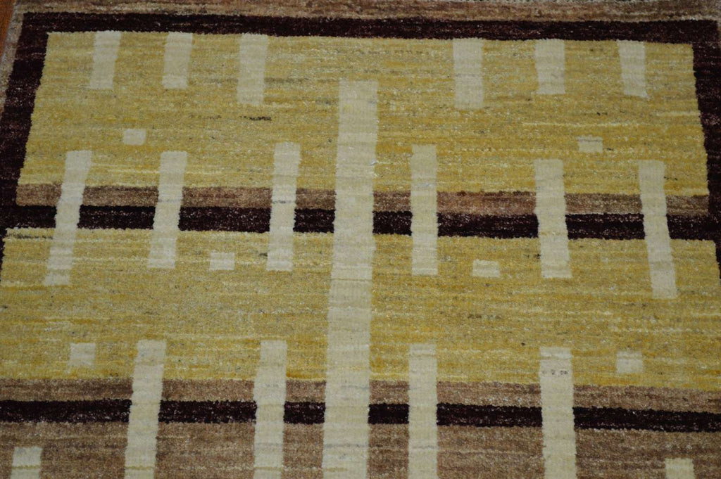 2' 6" x 4' 0" India Gabbeh Rug image 6