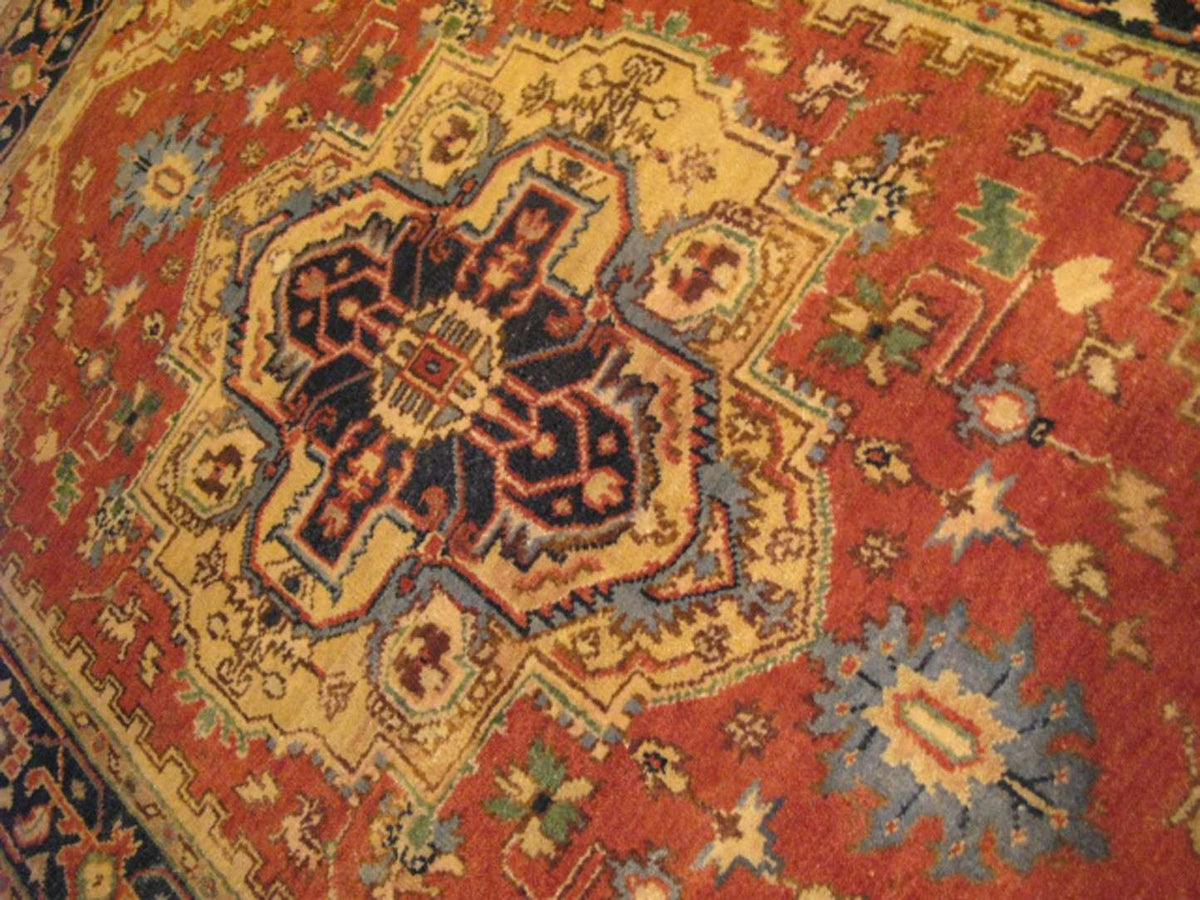 4' 0" x 6' 1" India Serapi Rug image 4