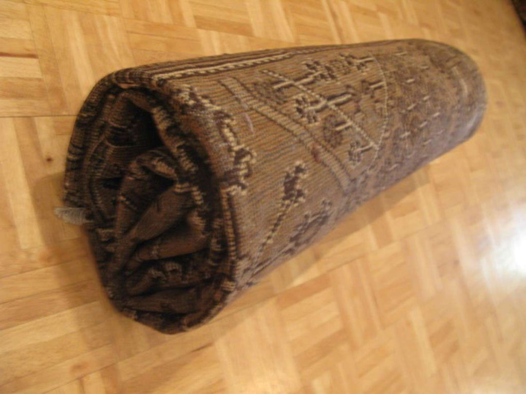 6' 8" x 9' 7" Persian Ferdows Rug image 11