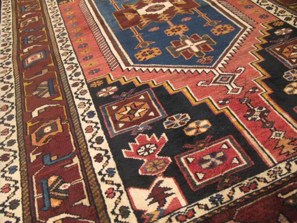 4' 5" x 6' 1" Persian Shahsavan Rug image 2
