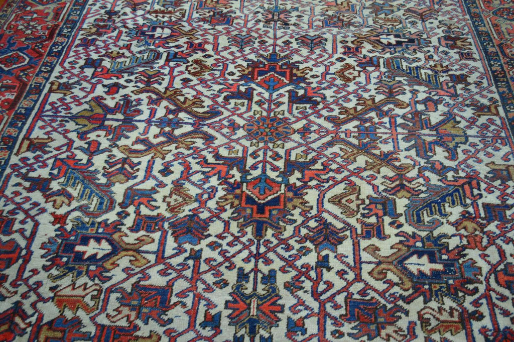 8' 3" x 11' 7" Persian Heriz Rug image 2
