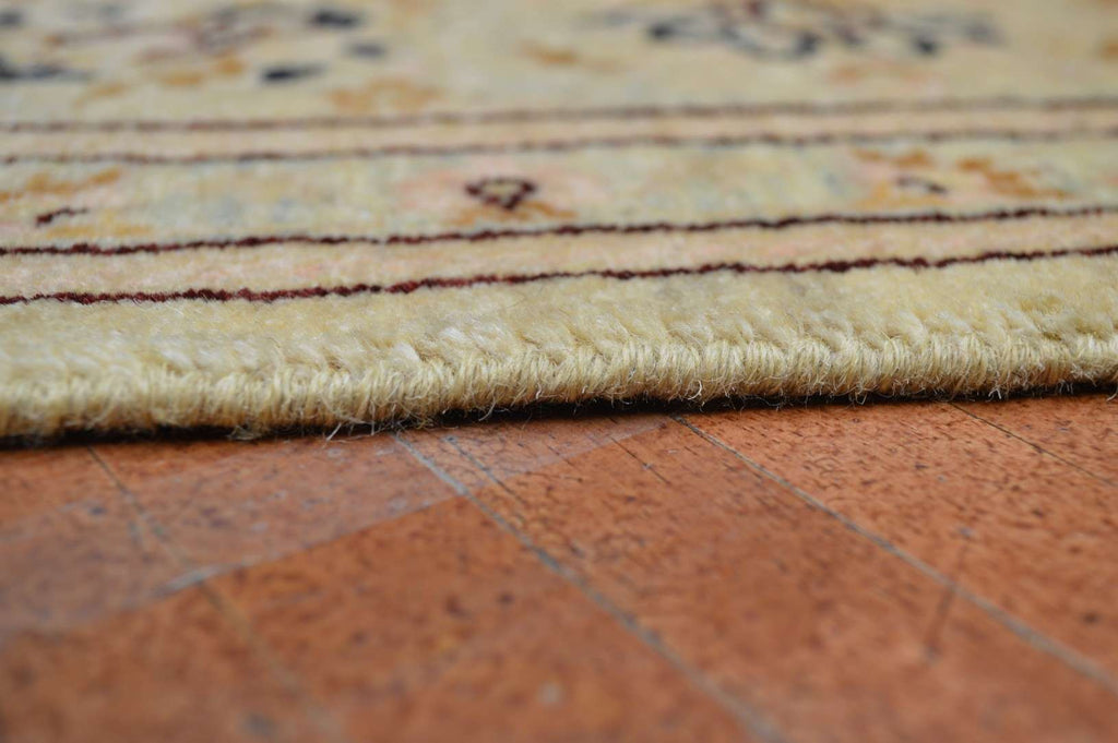 4' 2" x 6' 3" Pakistan Mogul Rug image 10