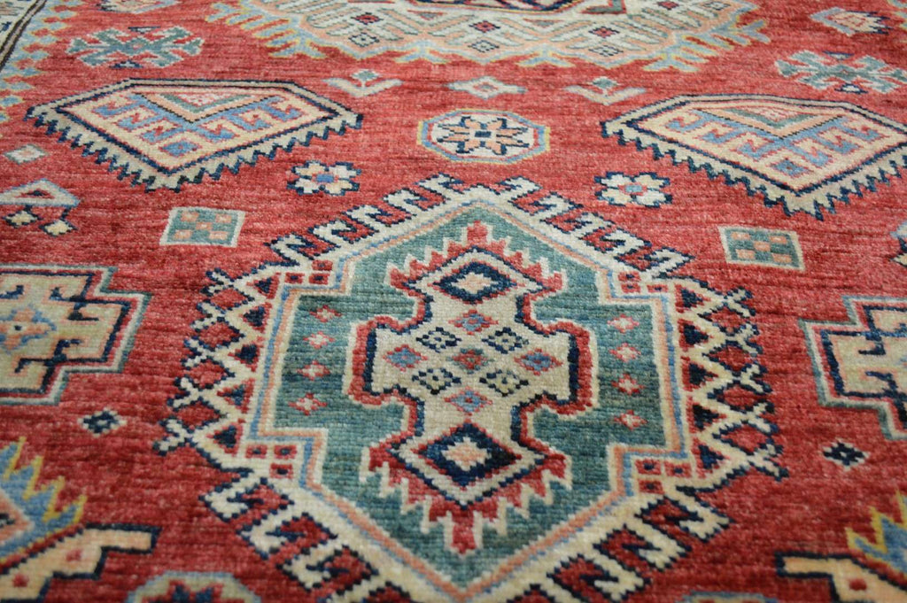 3' 4" x 4' 8" Pakistan Kazak Rug image 3