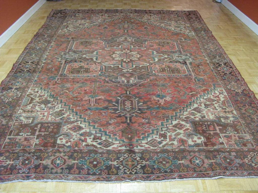 8' 2" x 11' 5" Persian Heriz Rug image 1