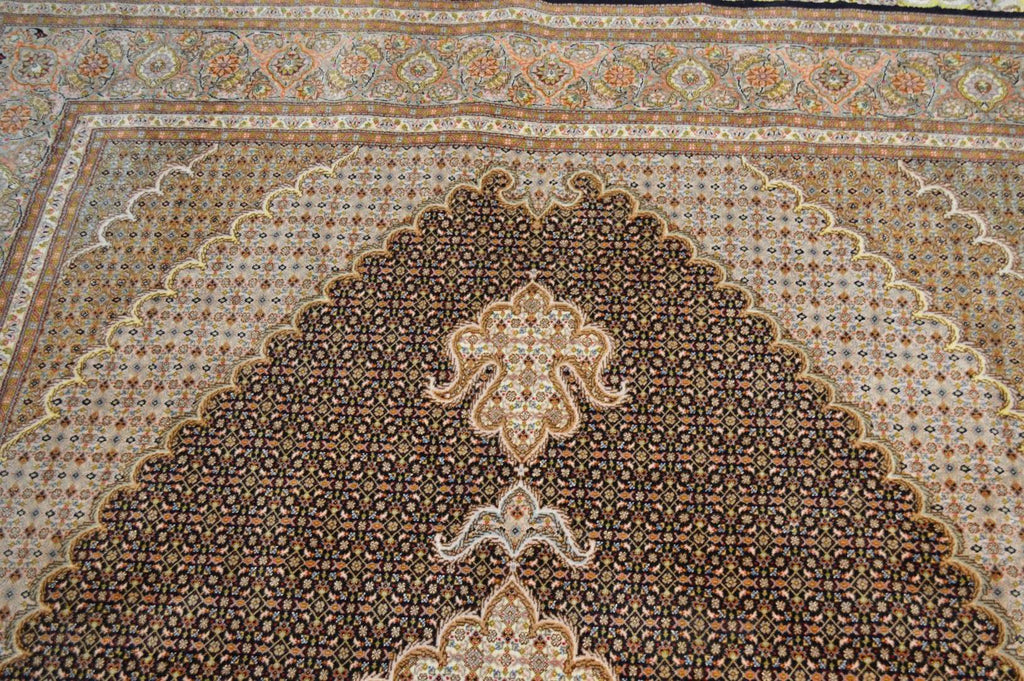 6' 4" x 10' 4" Vintage Tabriz Rug image 2