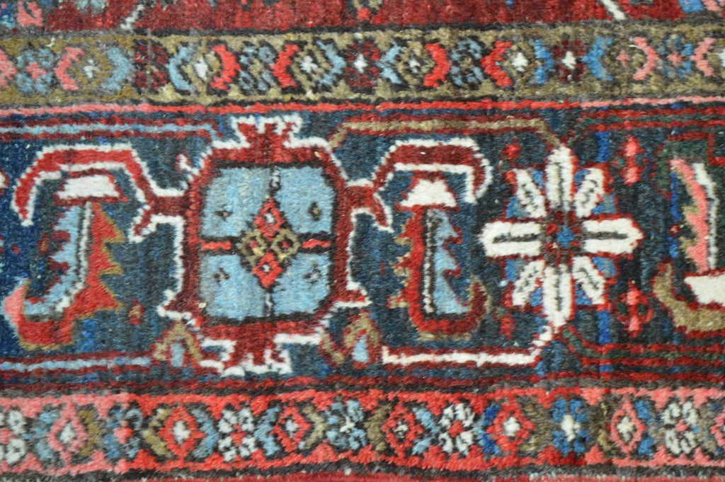 7' 8" x 10' 5" Persian Heriz Rug image 8
